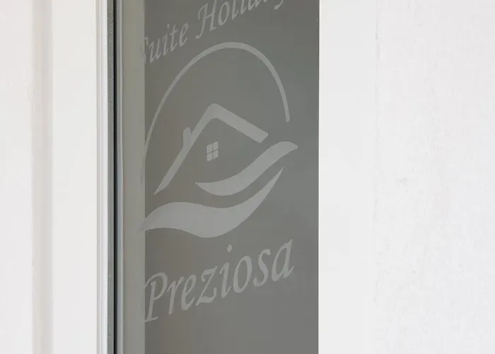 Preziosa Konukevi Vieste